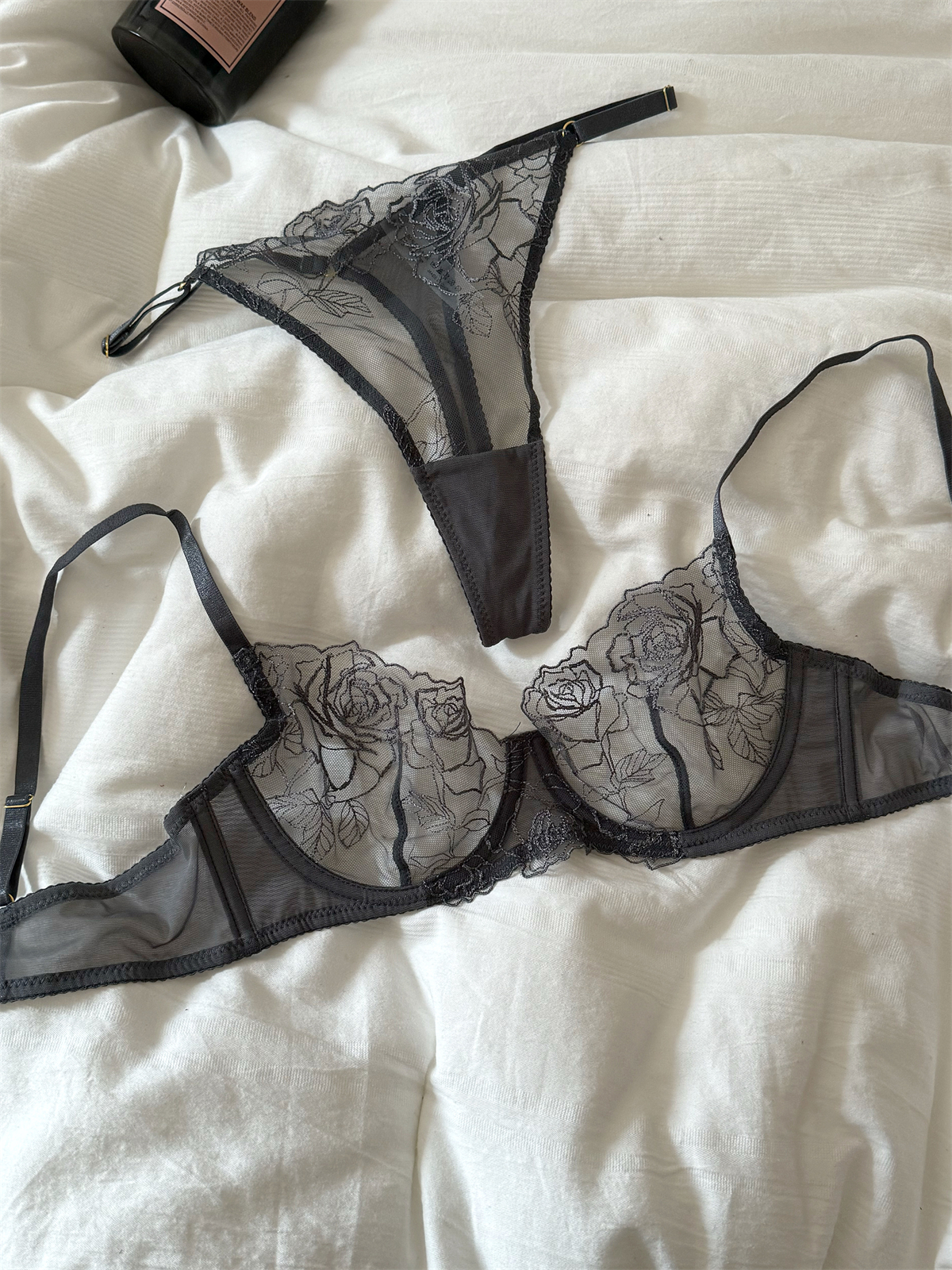 Lace embroidered flowers mesh  - Cotton Bra Everyday ulasan dan harga